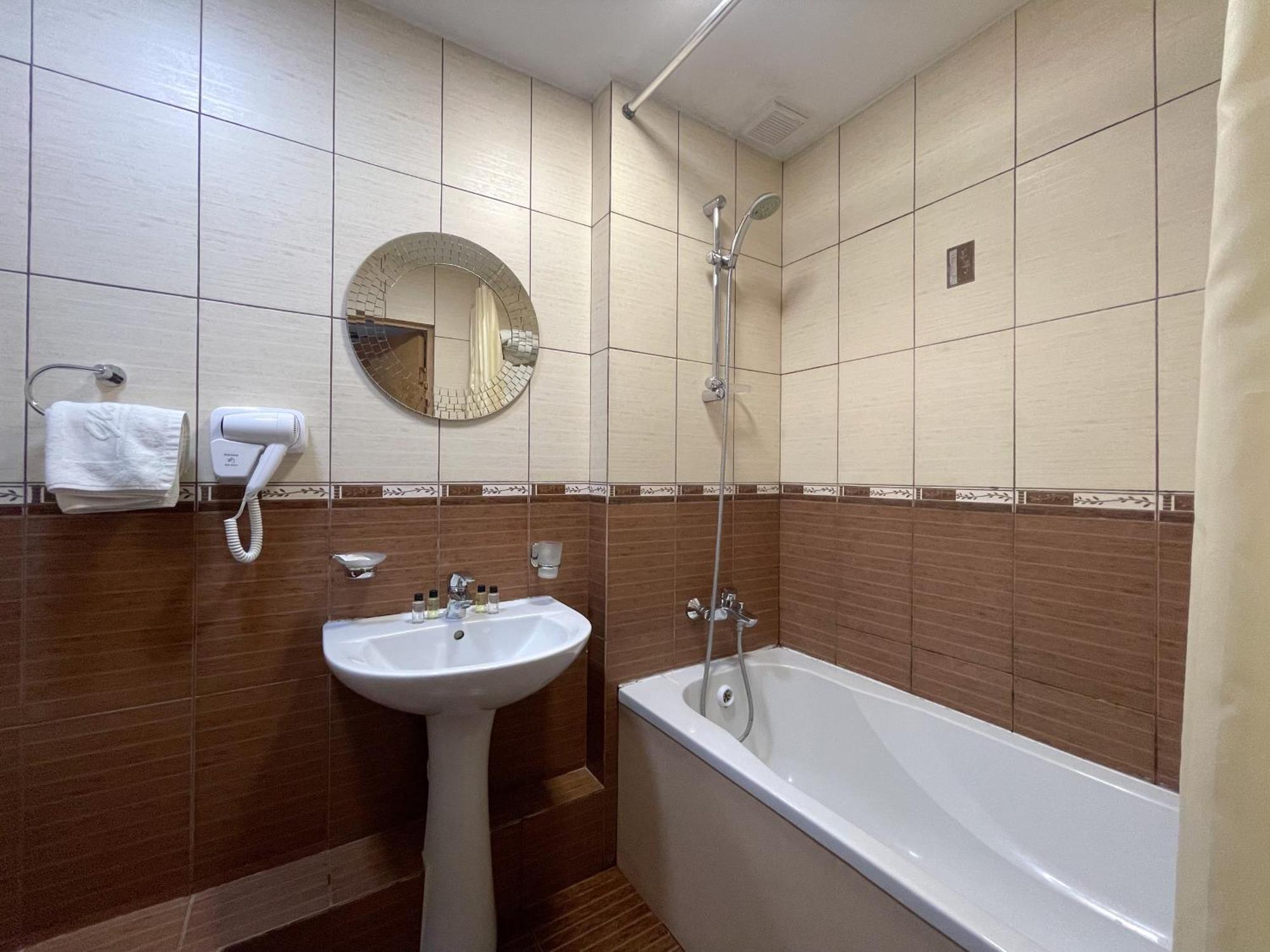 Hotel Gloria Standard Burabay Habitación foto